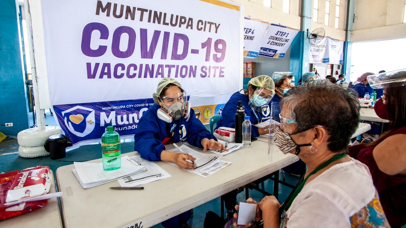 One of the vaccination sites in Muntinlupa City (fb.com/muncovac)