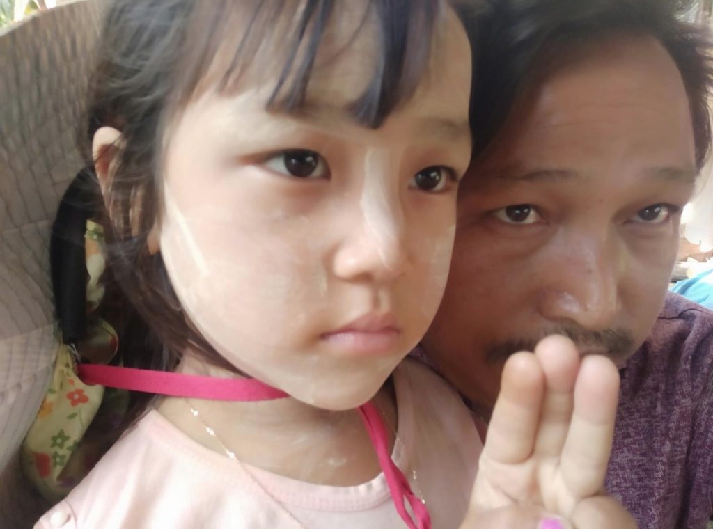 Su Thet Wyne, 5, and her father Soe Htay. Photo: Soe Htay/Facebook