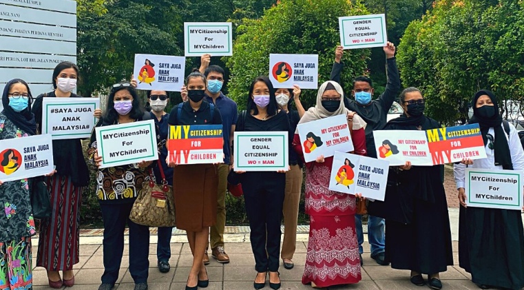 Malaysian mothers protesting outside the KL High Court in an August photo: Photo: Family Frontiers/Twitter