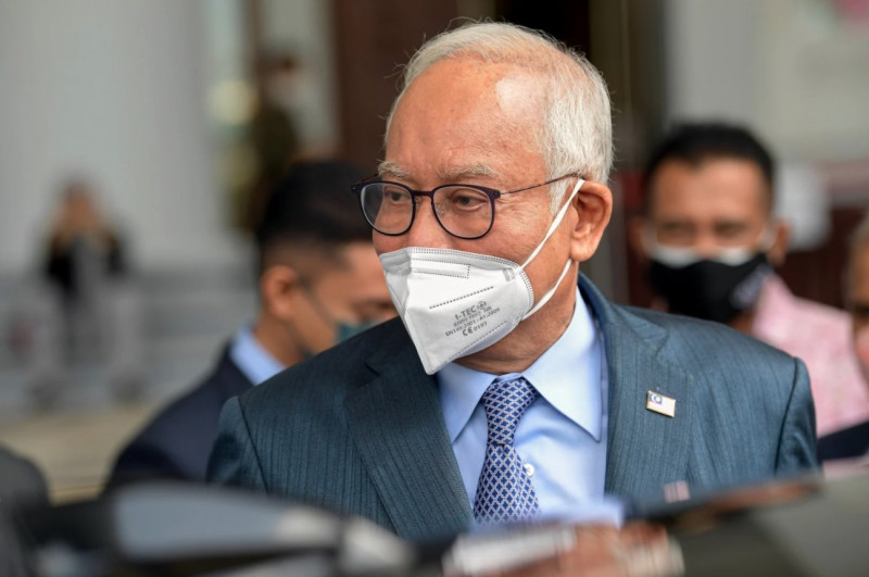 Najib Razak shows up in court. Photo: Bernama
