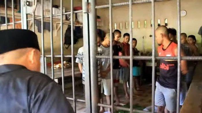 A prison cell believed to house palm oil plantation slaves owned by an Indonesian regent. Photo: Video screengrab