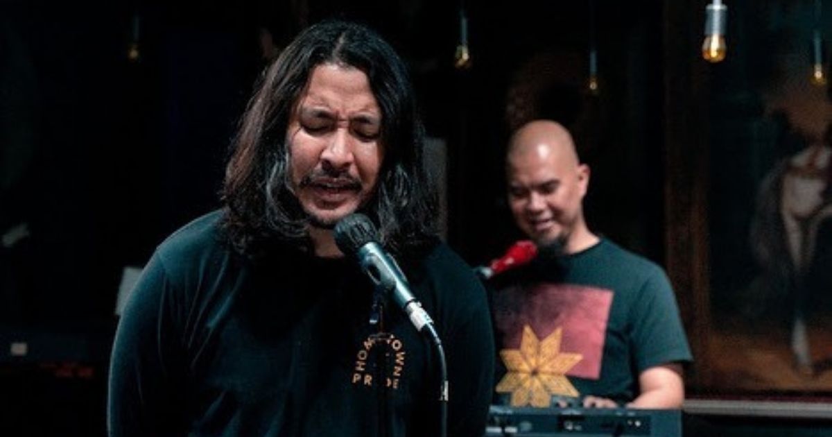 Dewa 19 has always been known for their powerful vocalists — so when singer Marcello Tahitoe AKA Ello (L) announced that he will be joining the iconic rock band as their new vocalist over the weekend, Indonesians were rightfully surprised. Photo: Instagram/@marcello_tahitoe