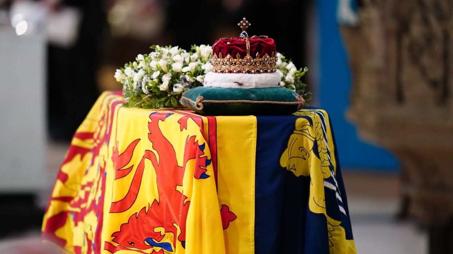 Queen Elizabeth’s coffin lies at rest in St. Giles’ Cathedral, Edinburgh. Photo: The Royal Household
