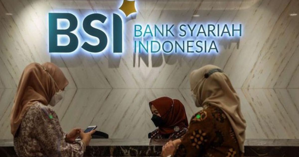 Bank Syariah Indonesia (BSI) employees. Photo: BSI